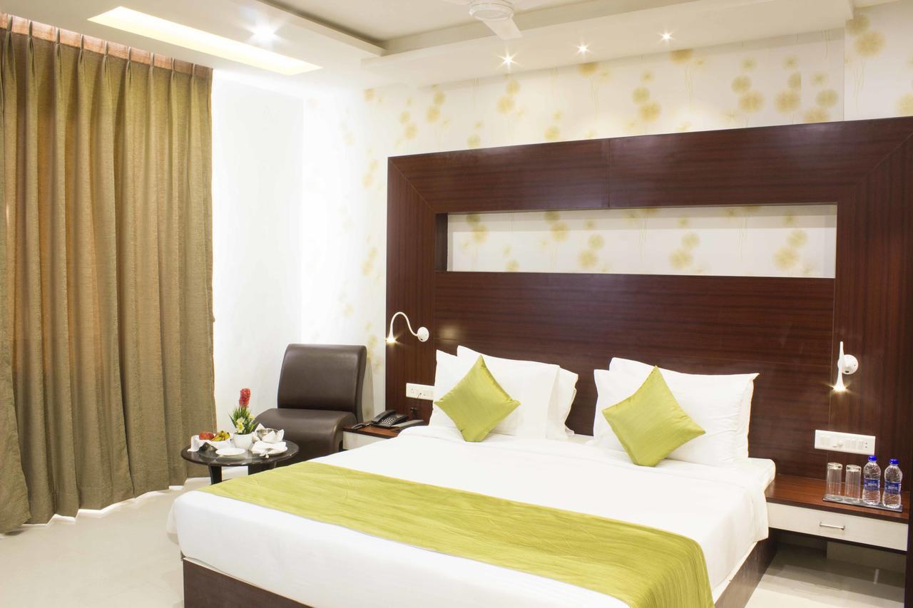 Cygnett Inn Dwarka  Luaran gambar